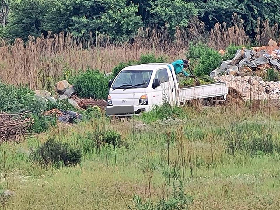 Multiple arrested for illegal dumping at an open veld in Eikenhof