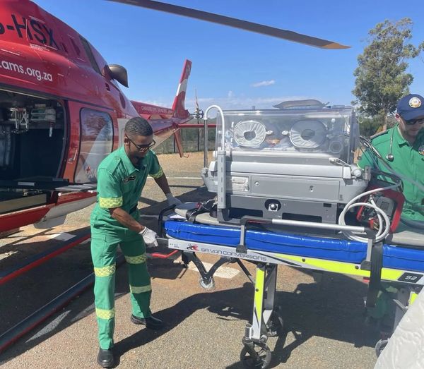 10hr old premature baby airlifted by the Gqeberha Eastern Cape Department of Health EMS/AMS emergency helicopter