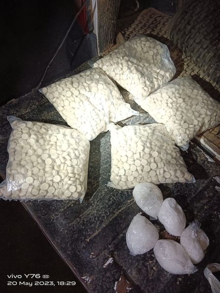 Several suspects arrested and unlicensed firearms, ammunition and drugs taken off the streets in Western Cape