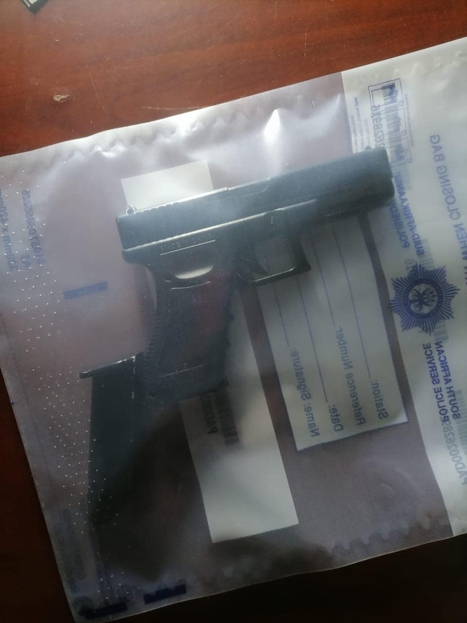 An unlicensed firearm recovered, and a 23-year-old perpetrator was arrested in the Vosloorus area