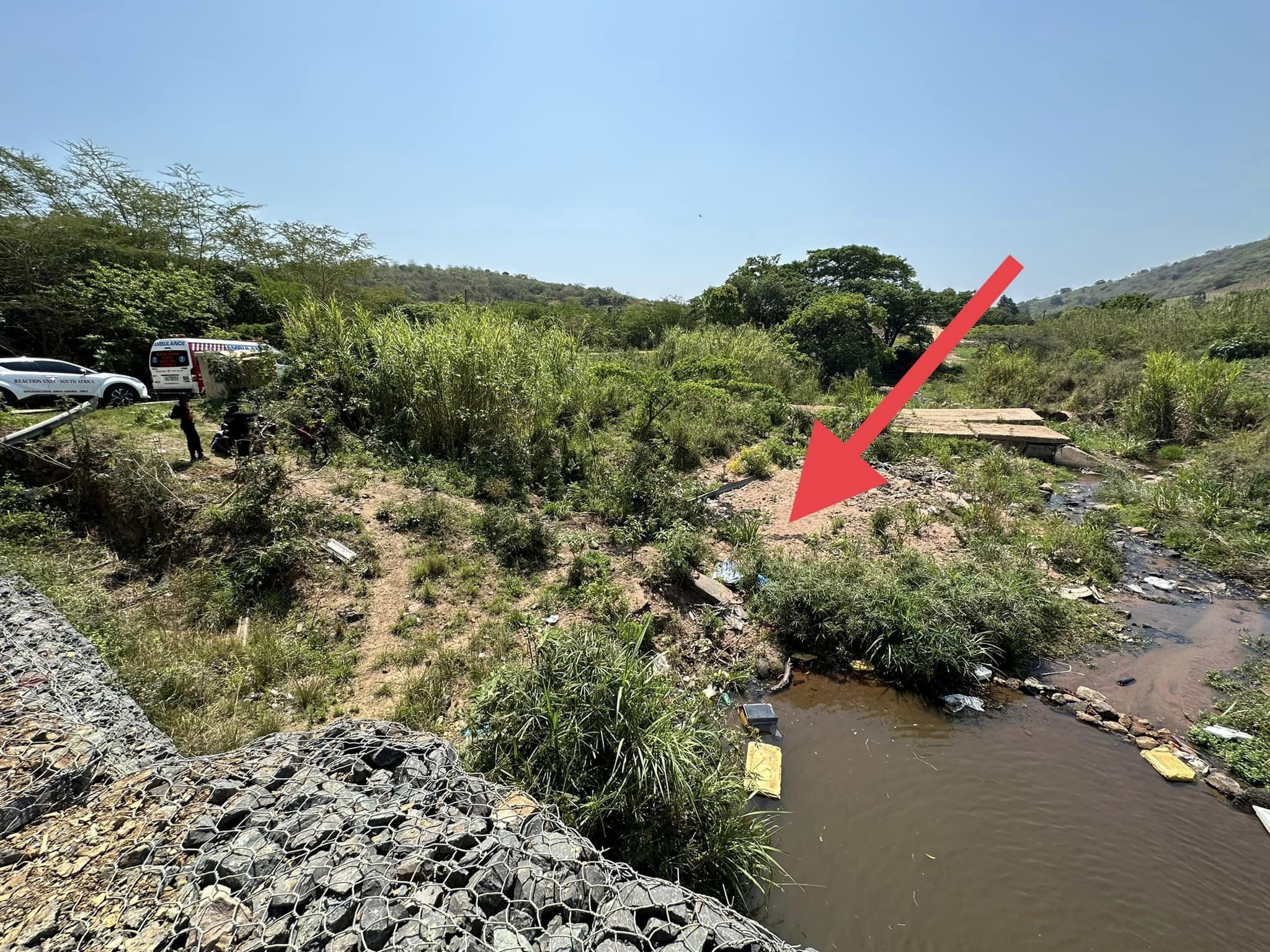 Children discover the body of a man next to a river in Buffelsdraai
