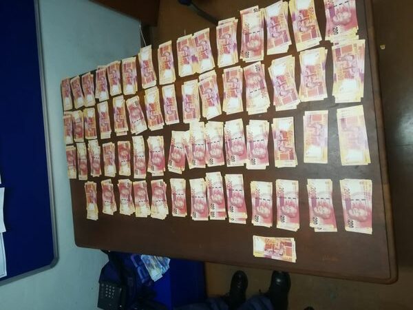 Upington police arrest duo for possession of counterfeit notes