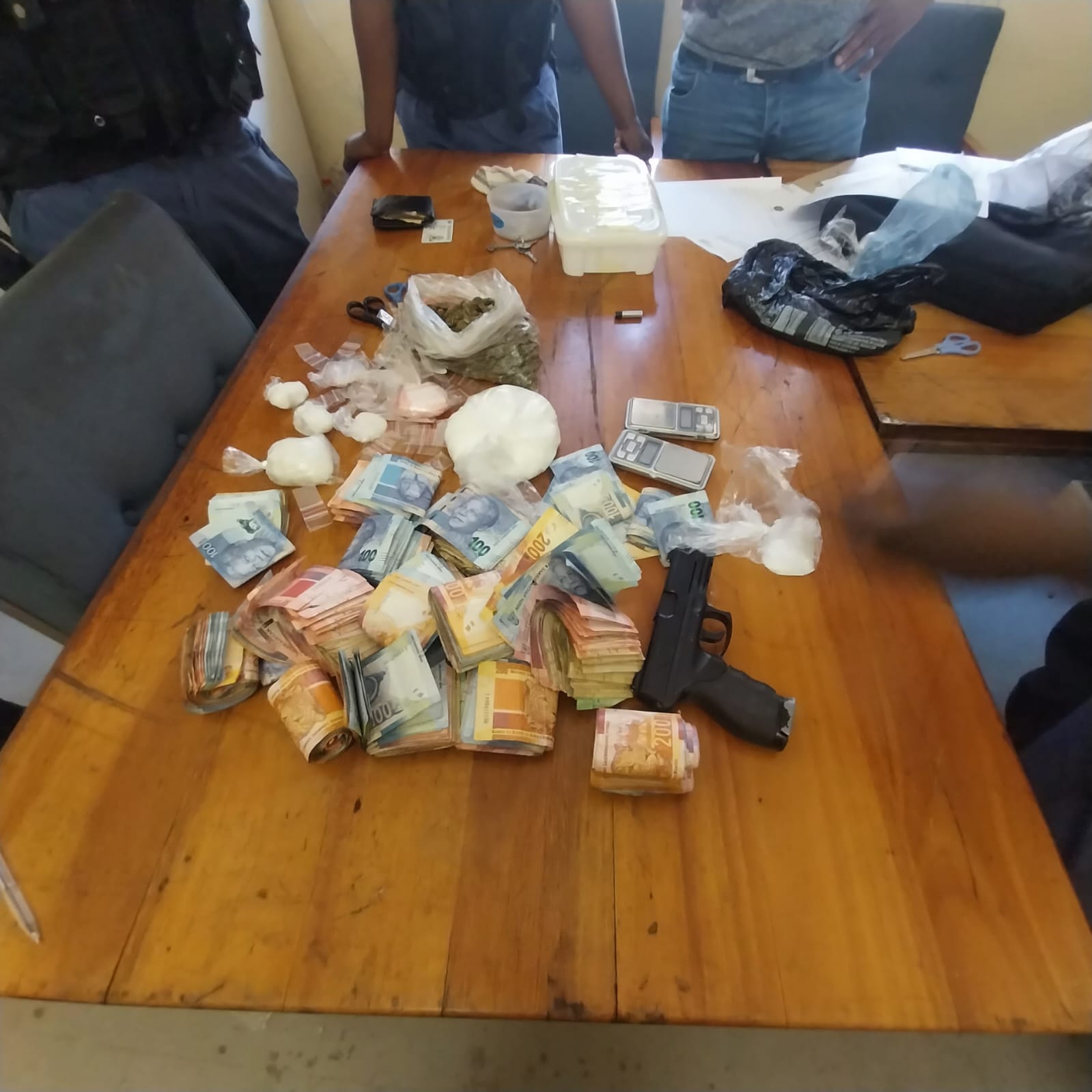 Alleged drug dealer arrested