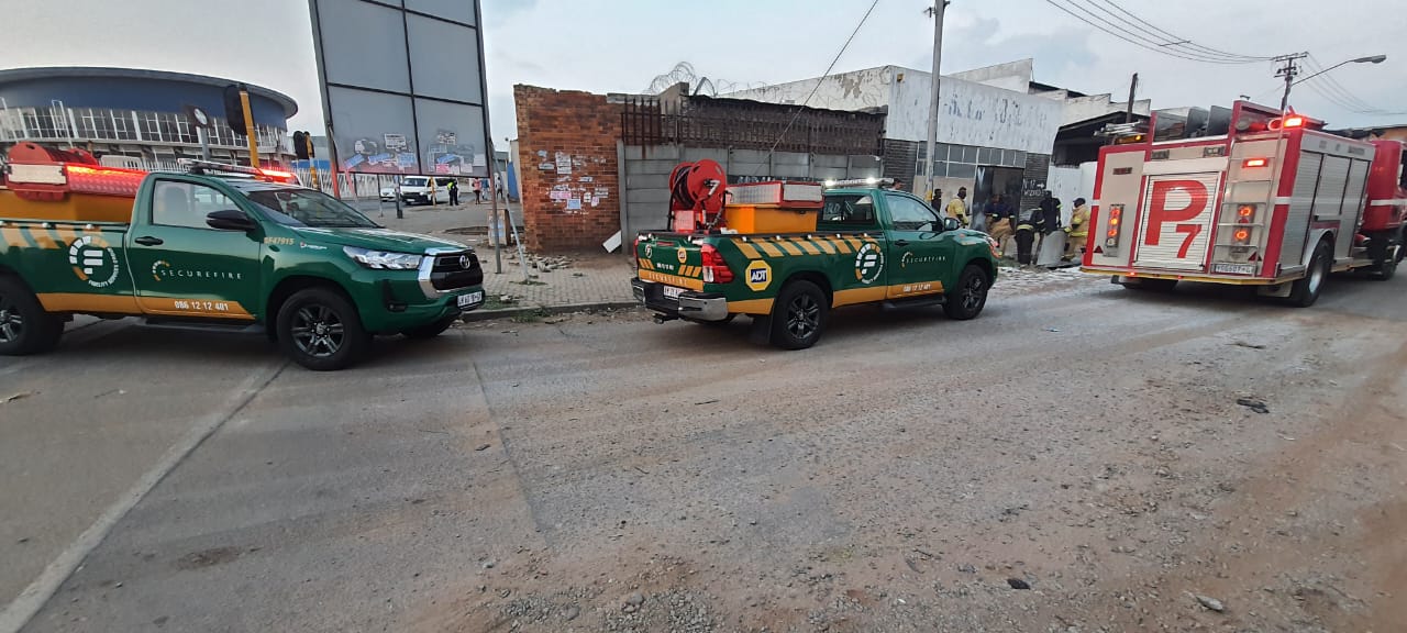 Fidelity Services Group team assisted with a drain fire in Ekurhuleni