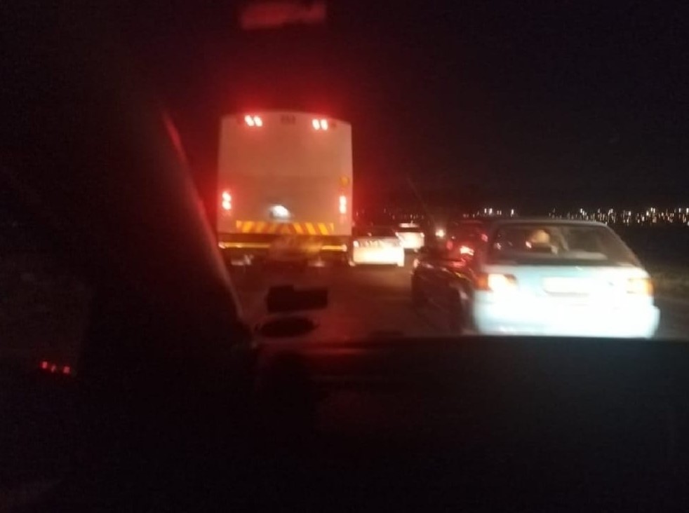 Stationary bus on the R80 Mabopane Highway at Theo Martinspoort