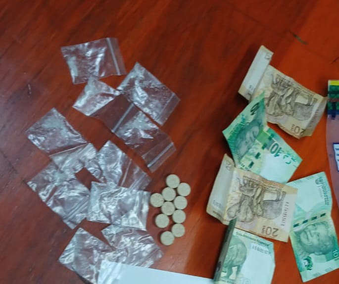 Police recover unlicenced firearms, ammunition and arrest suspects during weekend operations