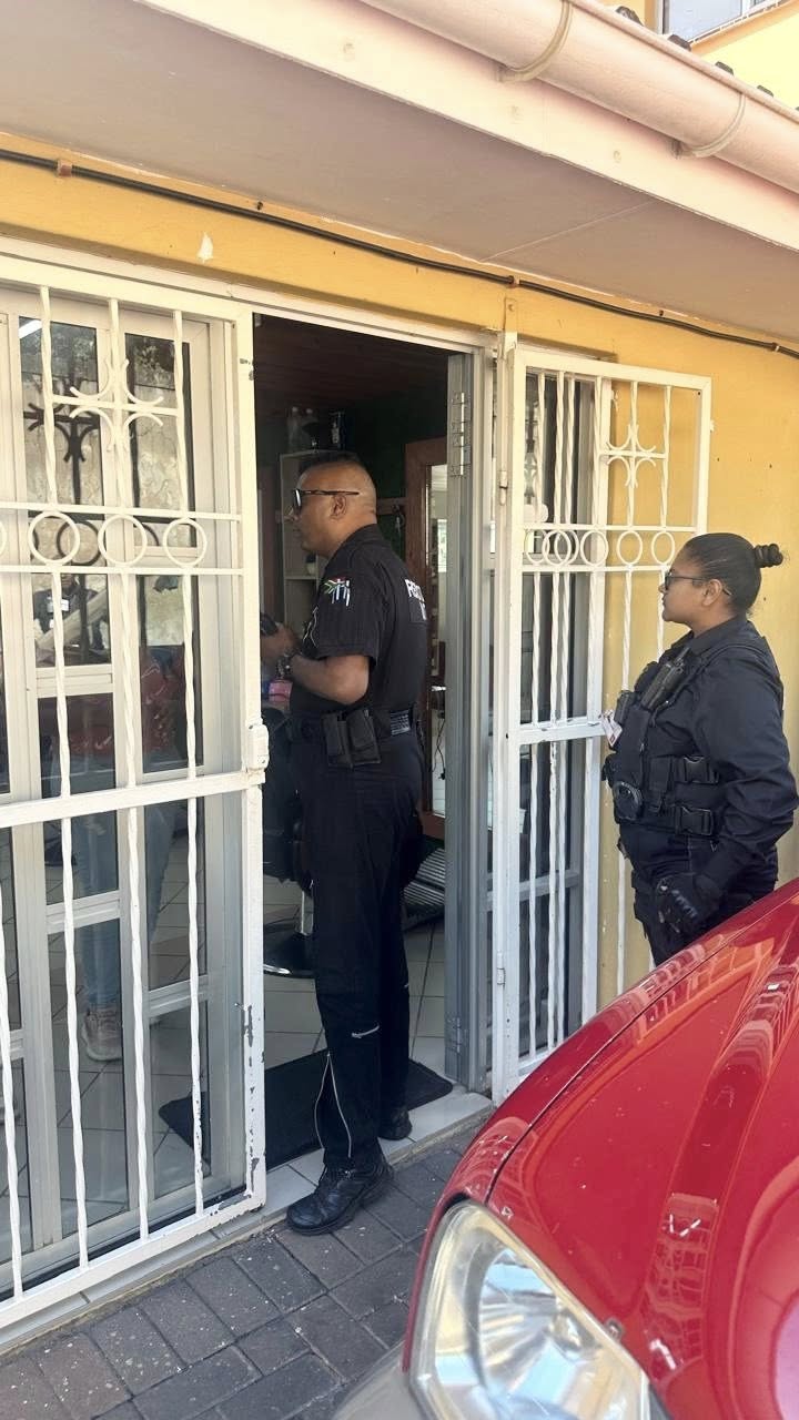 Armed Robbery at a salon in Brindhaven
