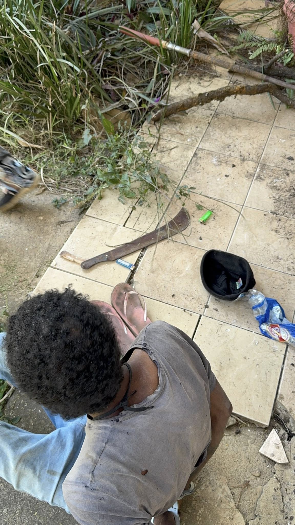 Cane-knife Wielding Suspects Gain Entry Into Home: Mt. View - KZN