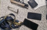 Suspects arrested for robbery and possession of an unlicensed firearm