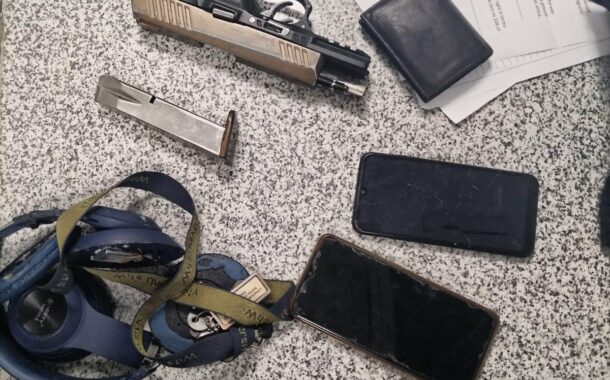 Suspects arrested for robbery and possession of an unlicensed firearm