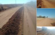 Road maintenance on the D1321 gravel road in Sedibeng District
