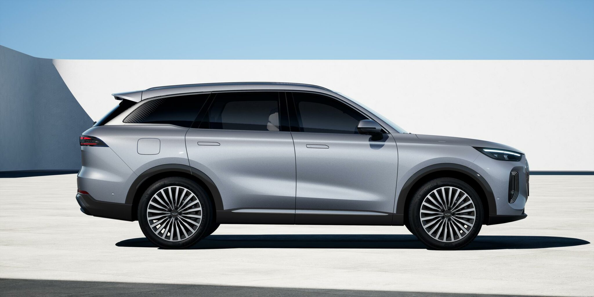 Chery South Africa launches flagship Tiggo 9 seven-seater SUV with advanced hybrid and petrol powertrains
