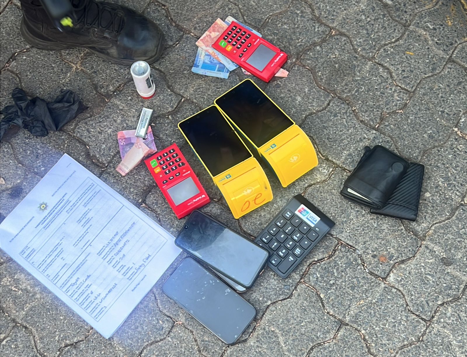 Three suspects arrested who were involved in a card scamming syndicate operating across Pretoria