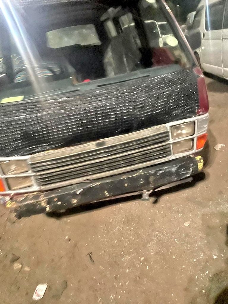 Two minibus taxis impounded by JMPD Officers in Joburg CBD