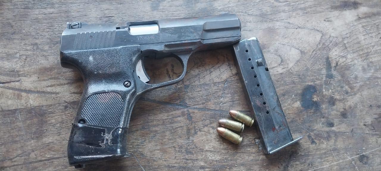 Two suspects arrested with unlicensed firearms in Flagstaff