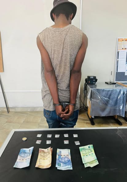 Welkom POP seize drugs and money in Hennenman