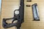 Police detain two suspects for the illegal possession of firearms