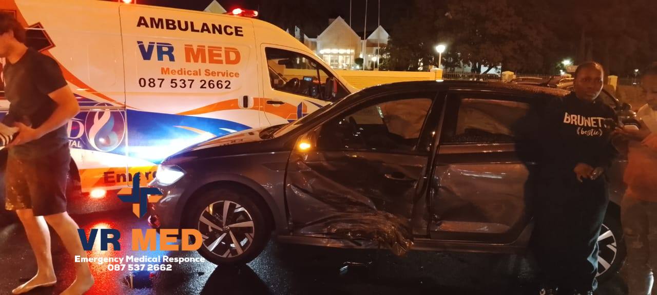 Motor vehicle collision at the corner of Parfitt and Nelson Mandela Drive, Bloemfontein