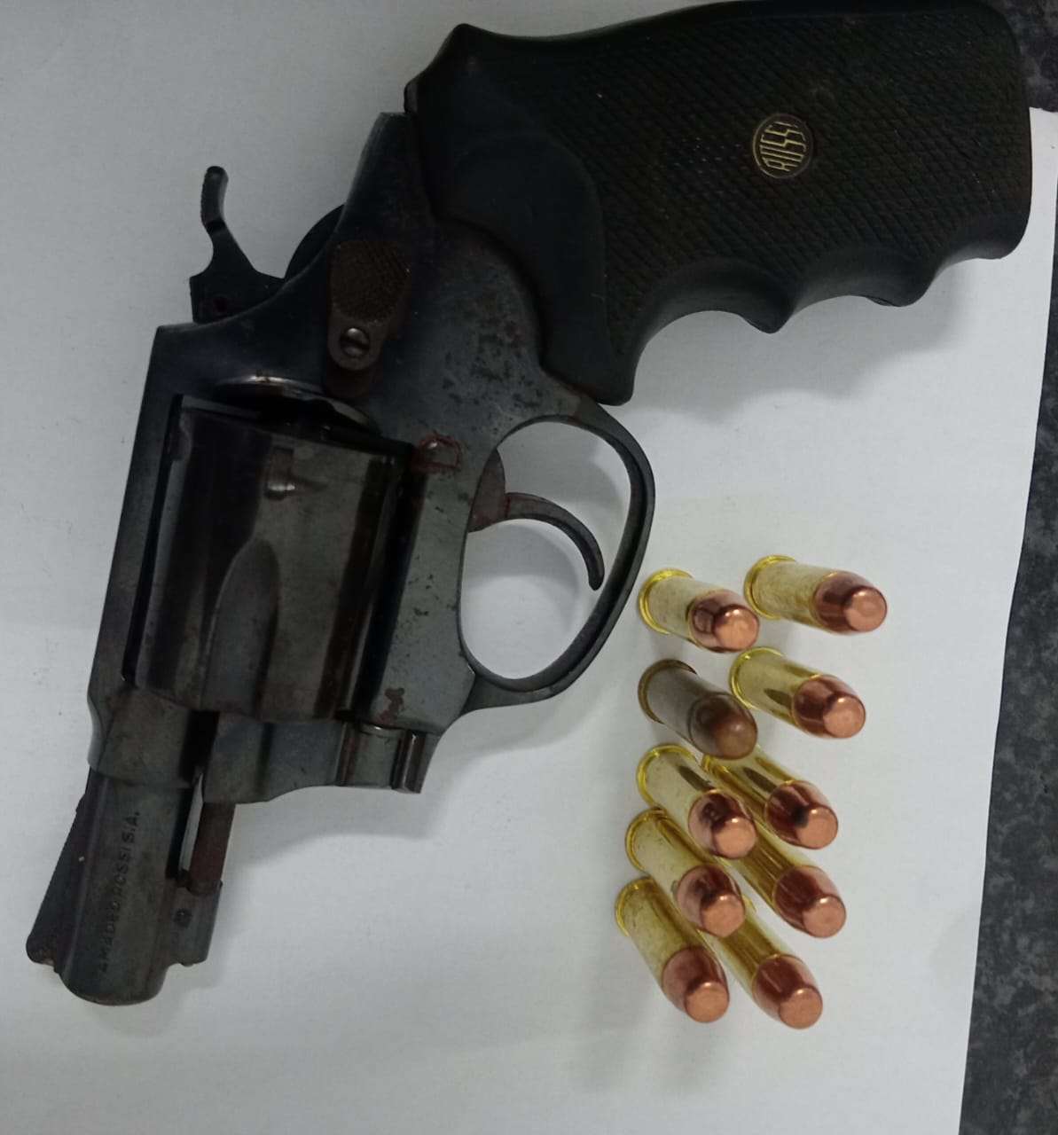 Suspect arrested who was found in possession of an unlicensed firearm in the Steenberg policing district
