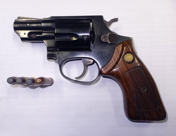 Anti-Gang Unit arrested a 35-year-old suspect for the possession of an unlicensed firearm and ammunition, Hanover Park
