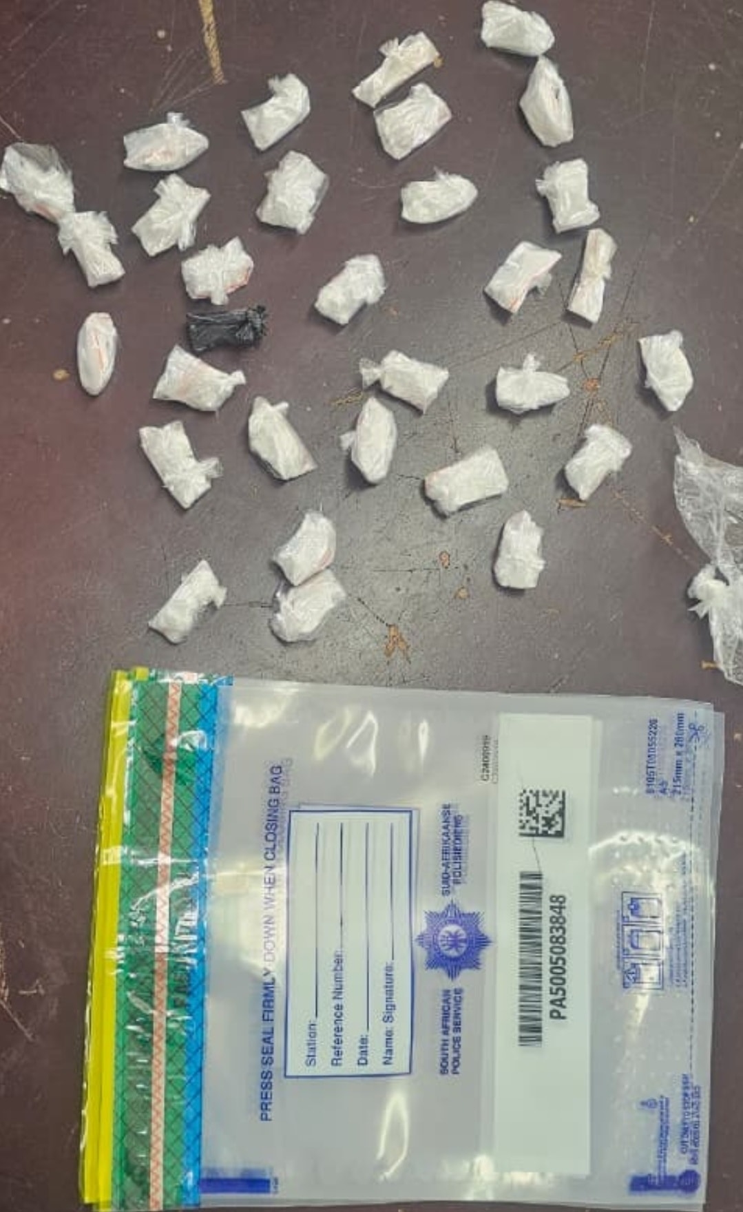 Suspects arrested for possession of and dealing with drugs in Pretoria North