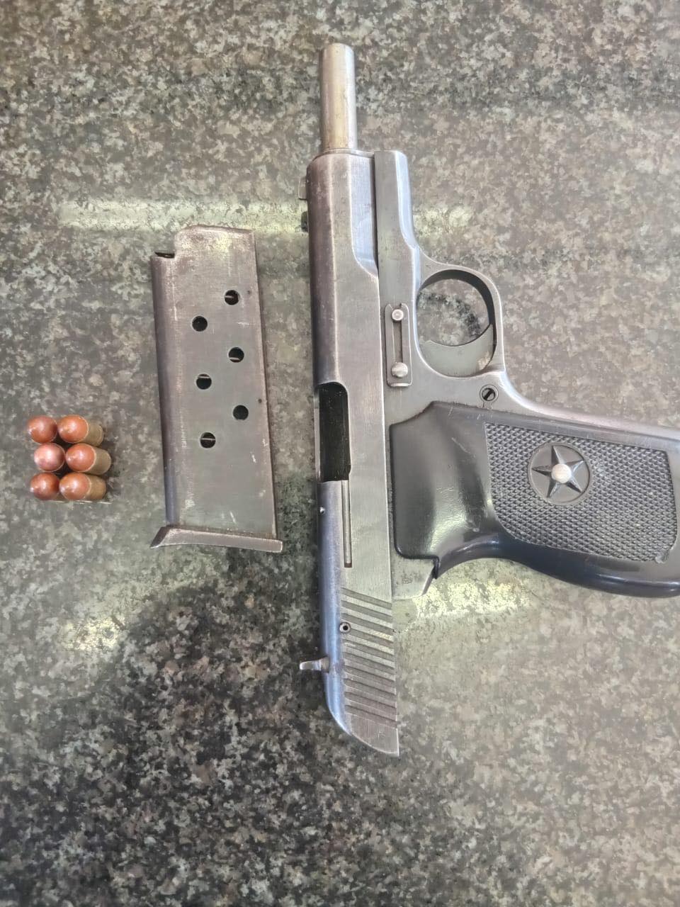 Suspect arrested for possession of an unlicensed firearm and ammunition following an alleged quarrel in Sonwabile Township