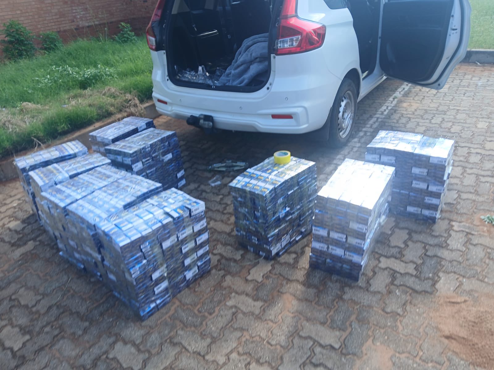 Two male suspects arrested for possession of 15 master boxes of illicit cigarettes worth about R140 000.00