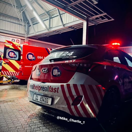 Road crash on the R44 Raithby, Somerset West