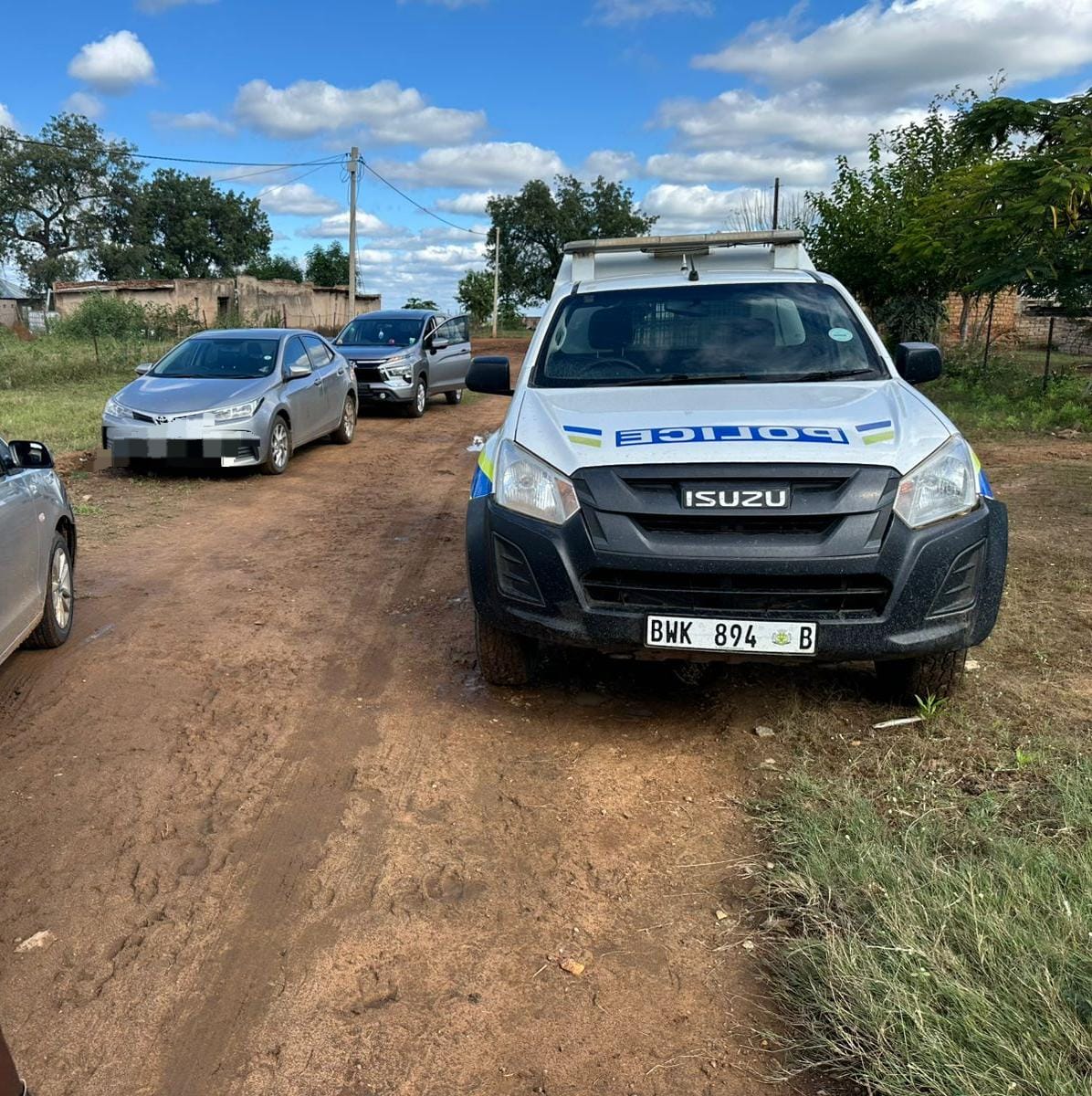 The Police in Mokwakwaila under Mopani District have arrested three suspects for possession of drugs at Ramotshinyadi village