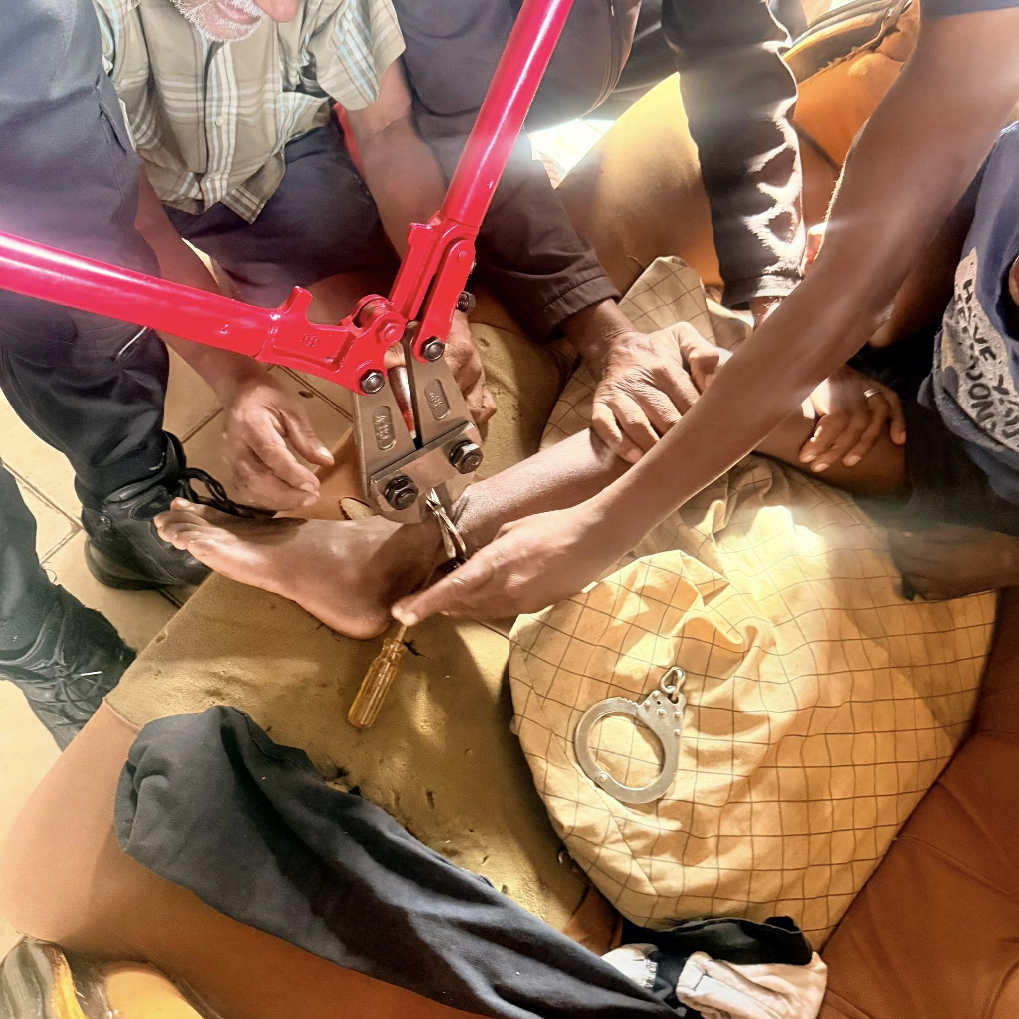 Playtime Incident Leaves Minor Restrained With Handcuffs: Waterloo - KZN