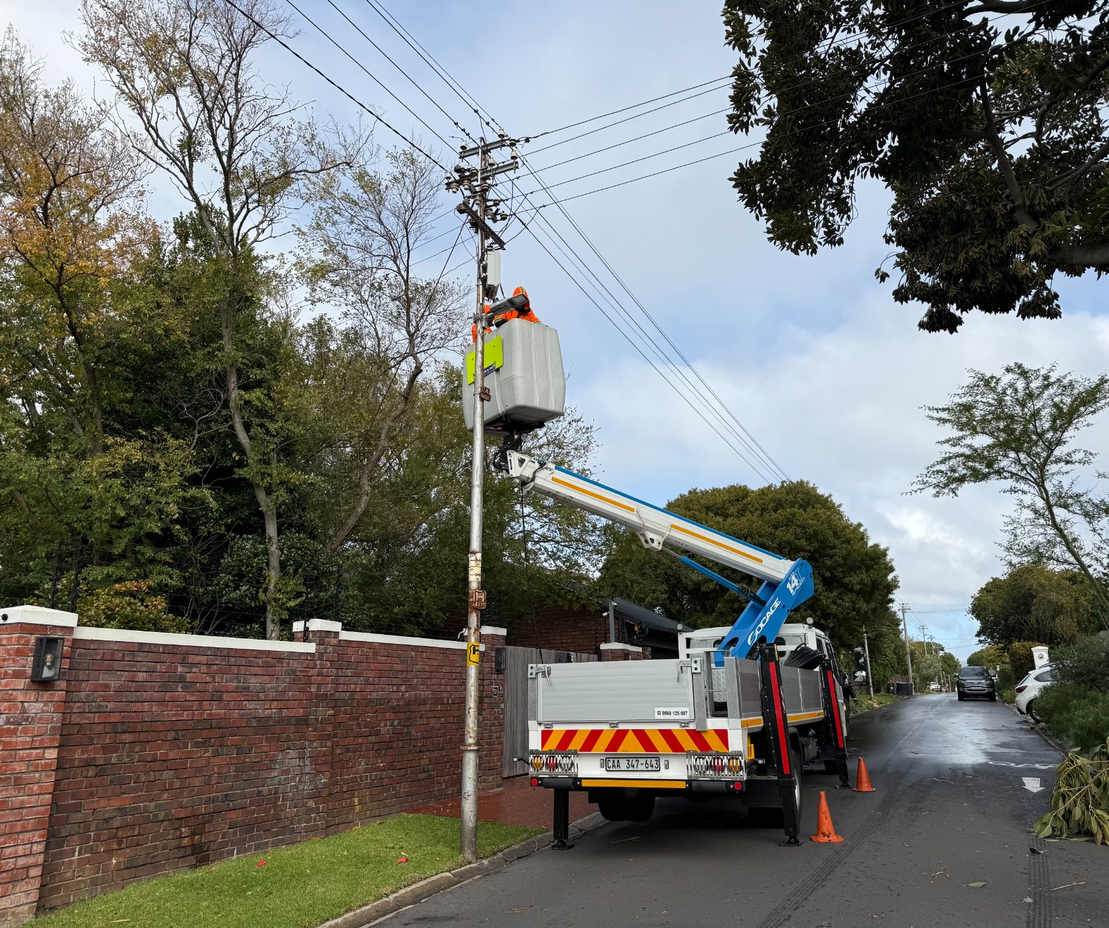Cape Town electricity teams receive a total of more than 10 800 service requests after storms hit