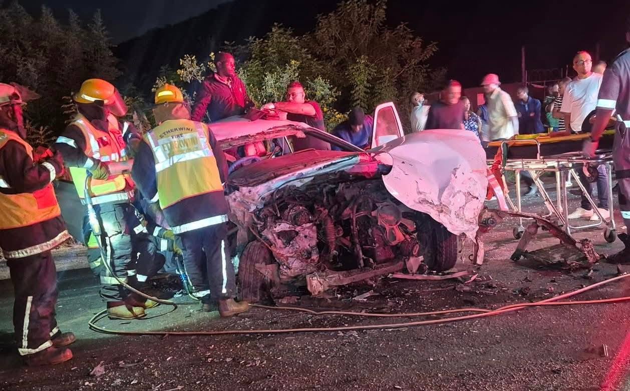A minibus and a taxi collided on Oakford Road, Oakford