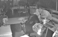 Burglary Suspect Captured On CCTV: Parkgate - KZN