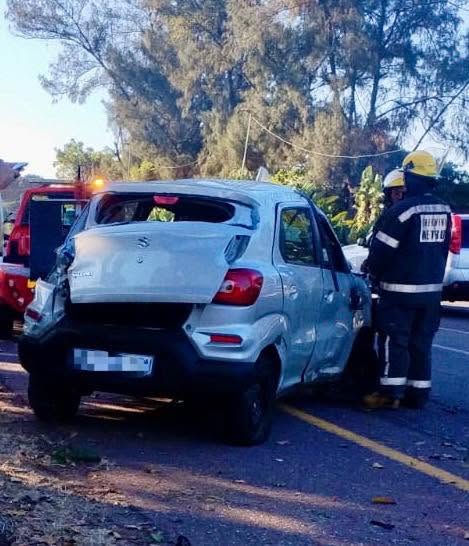 Suzuki Overturned After Striking Barrier: Virginia - KZN