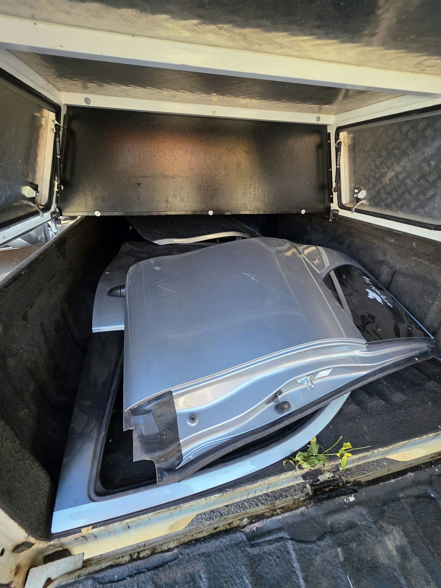 Arrests made after vehicle parts from a vehicle stolen in the Germiston area was advertised on Facebook Marketplace