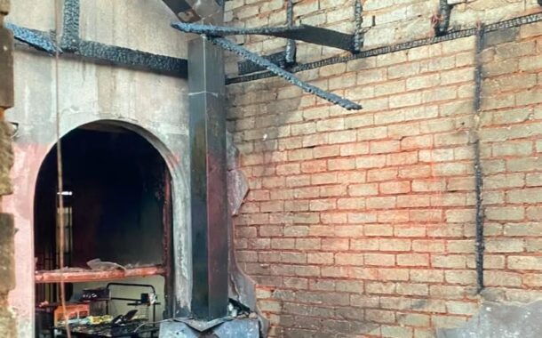 Residential structure fire in Kagiso