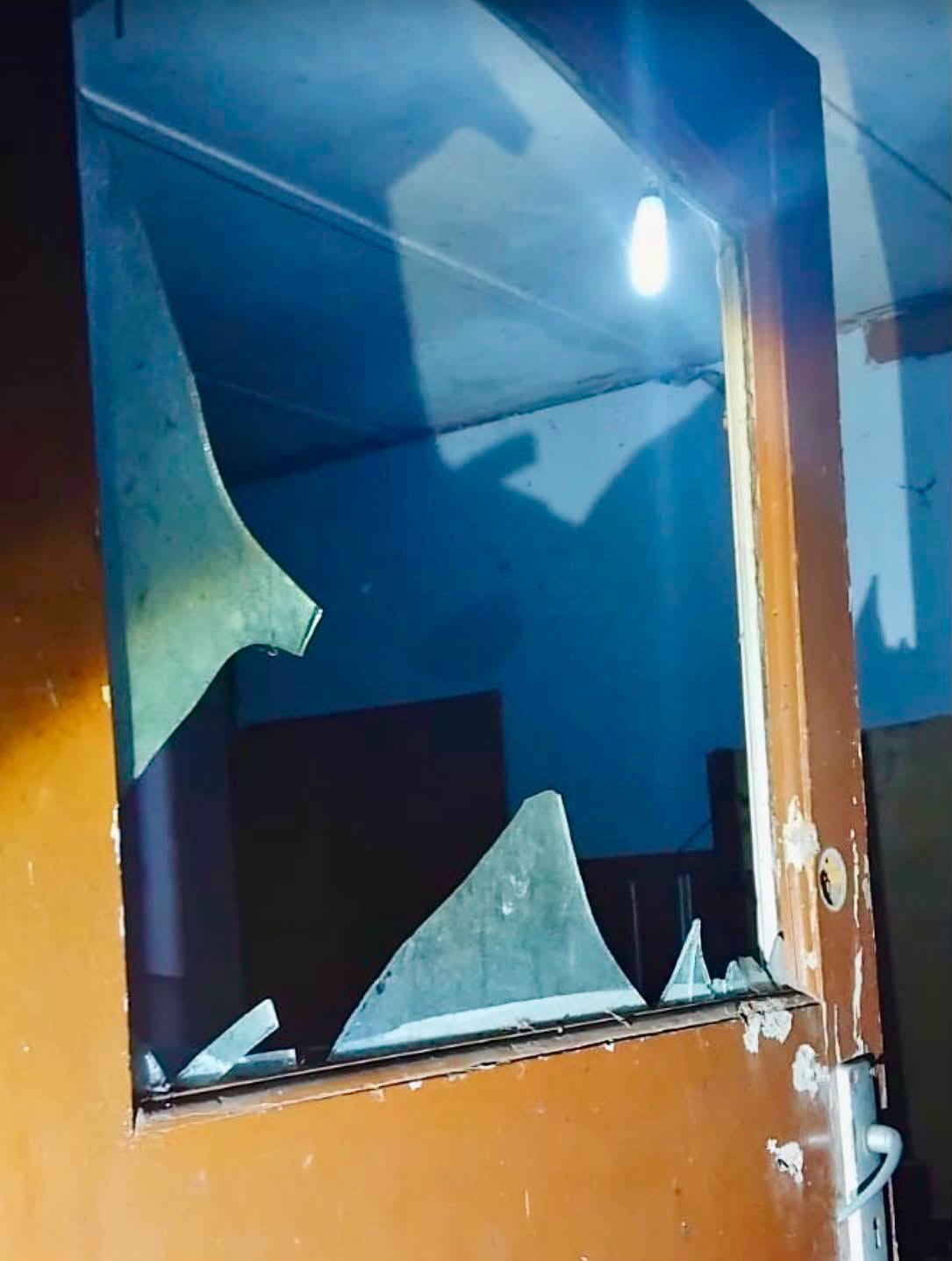 Threats To Shoot Residents During House Robbery: Temple Valley - KZN
