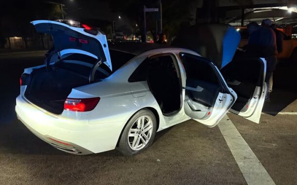 Suspects arrested during a cellphone theft operation in Pretoria