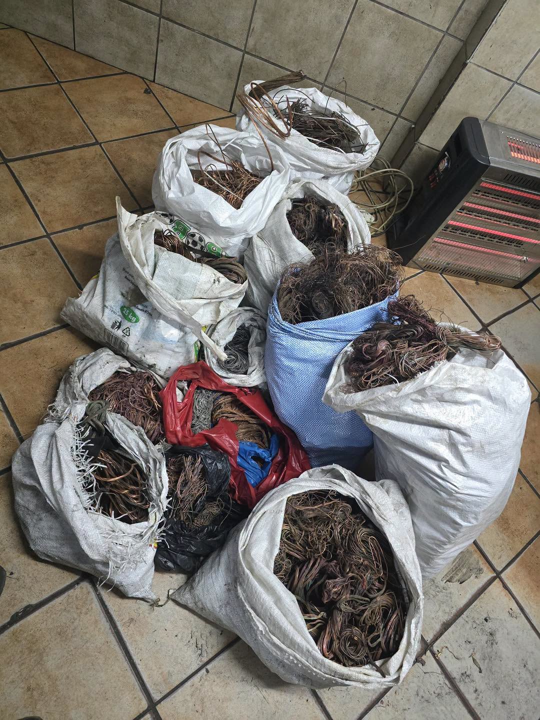 Two suspects arrested for possession of and dealing in, suspected stolen copper cables in Pretoria West