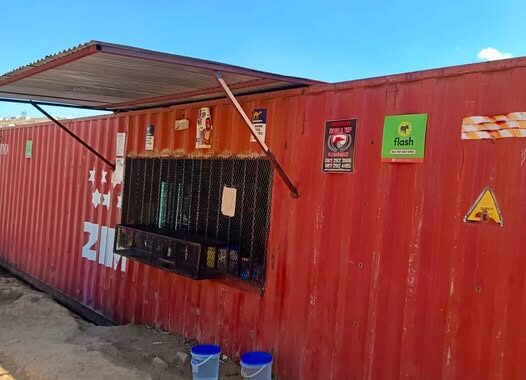 No Injuries In Business Robbery: Oakford - KZN