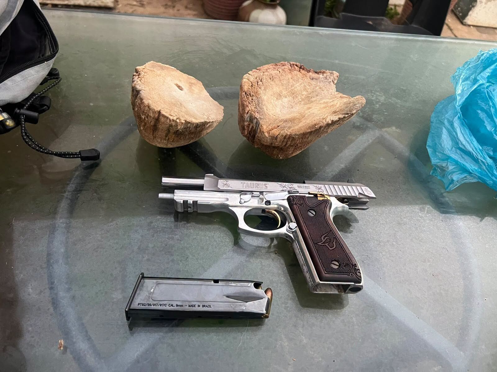 Foreign national arrested for dealing in liquor without a licence, possession of prohibited firearm and illegal possession of rhino horns