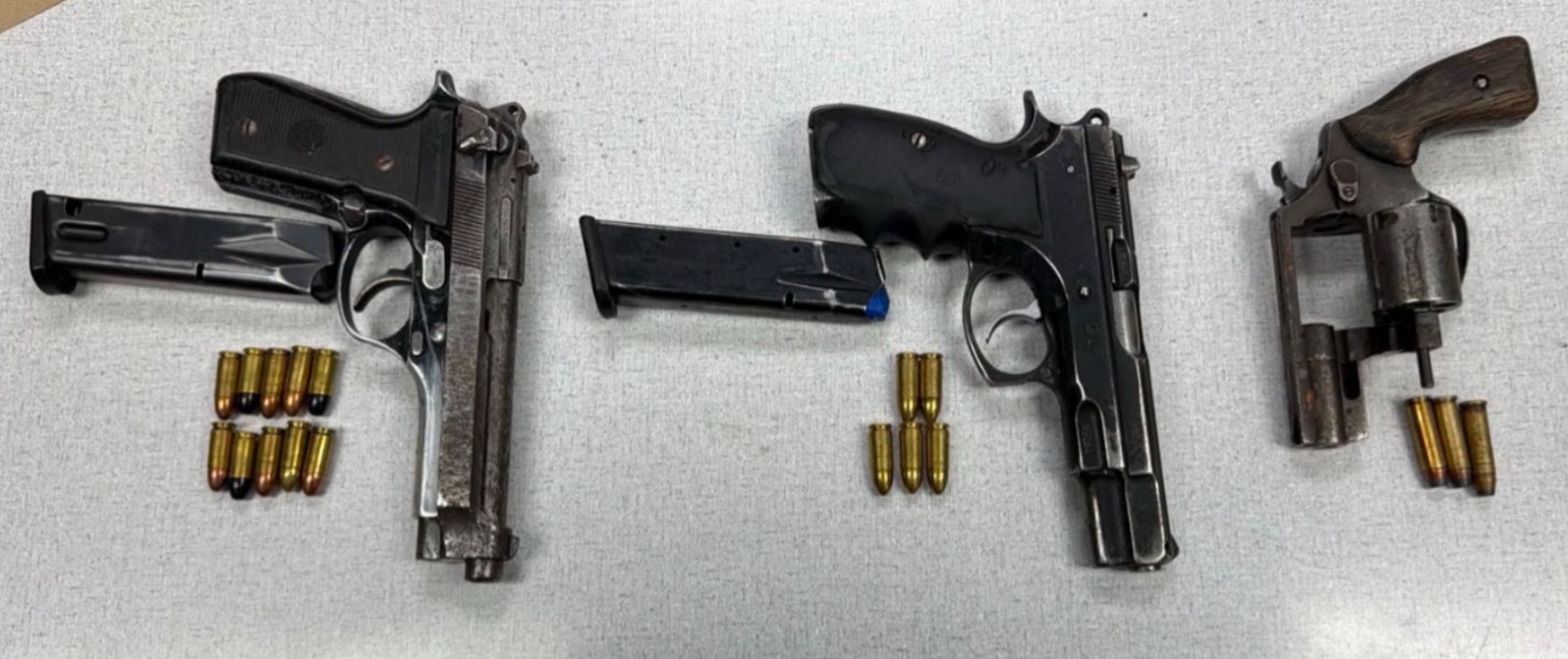 Woman arrested for the unlawful possession of three unlicensed firearms and ammunition in Bongolethu Location, outside Cacadu