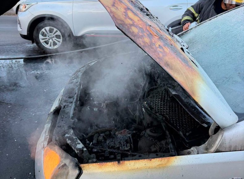 Vehicle alight, Main Street, Northern Paarl